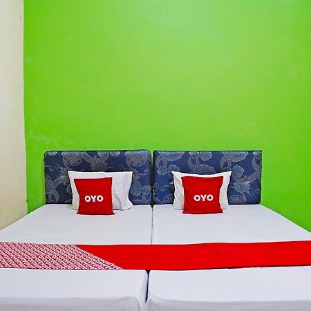 Oyo 91583 D'Cost Green Syariah Surabaya Buitenkant foto