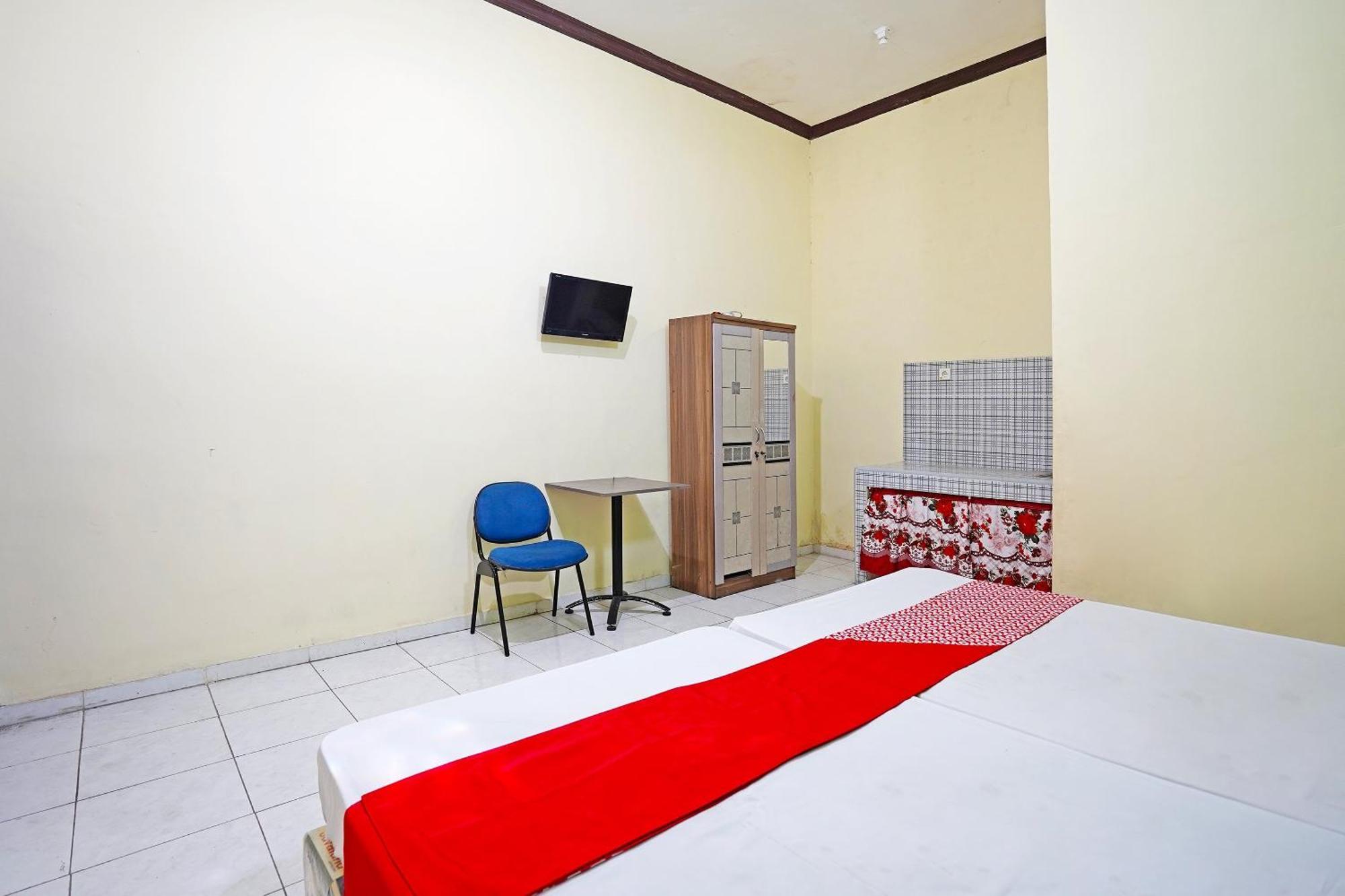 Oyo 91583 D'Cost Green Syariah Surabaya Buitenkant foto